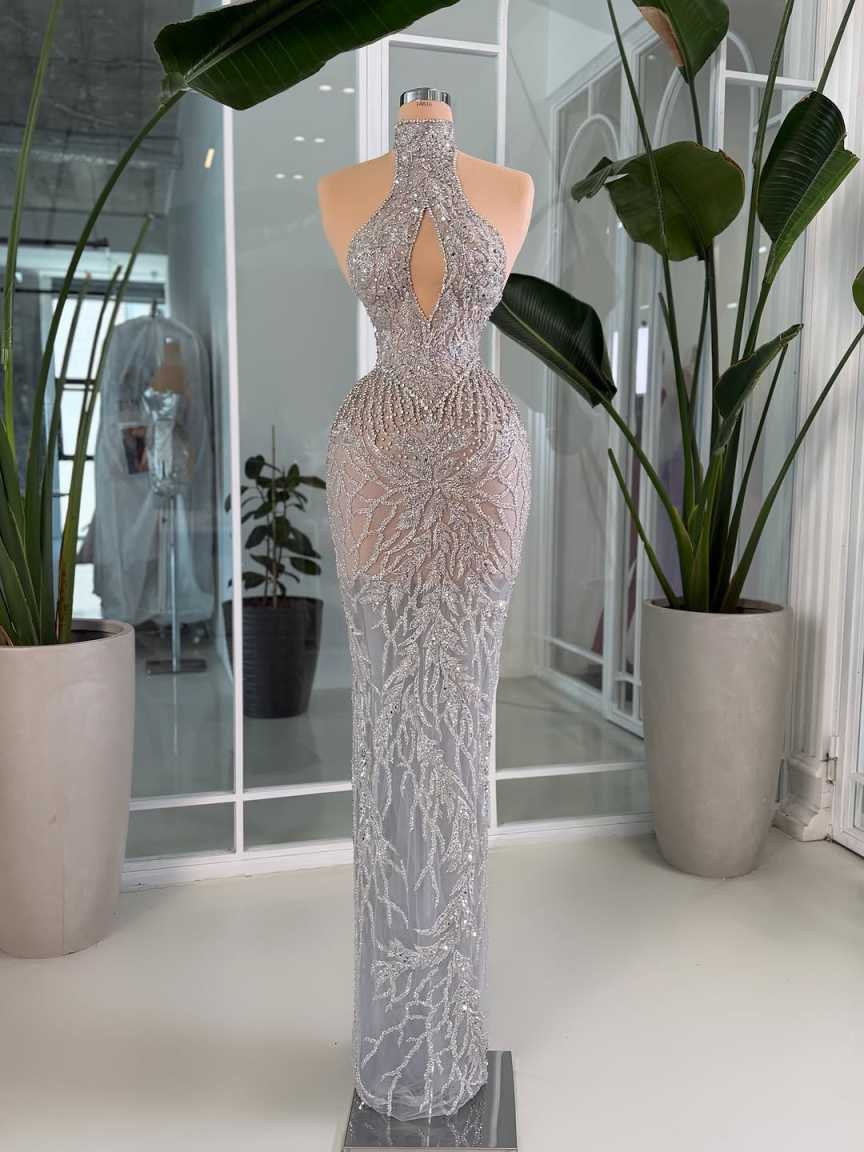 세련된 이브닝 드레스, 홀터넥, 키홀 컷아웃, 빛나는  - Maxi Dress Halter 리뷰 및 가격